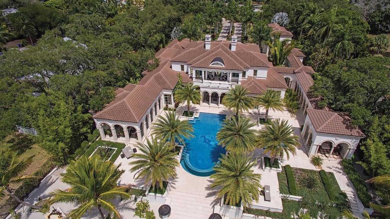 Luxurious Waterfront Living: Our Top Waterfront Properties Where to Find the Best Waterfront Properties for Sale